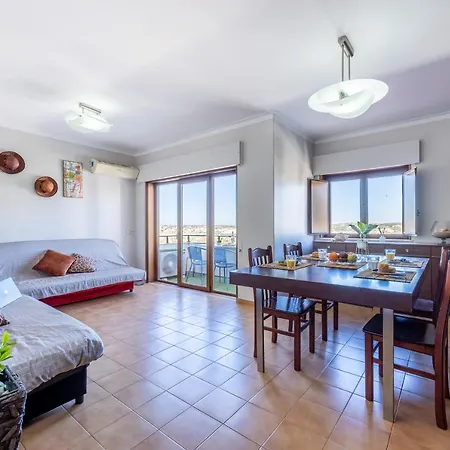 Behappy 2 Min Walk To Rocha And Amazing View Apartamento